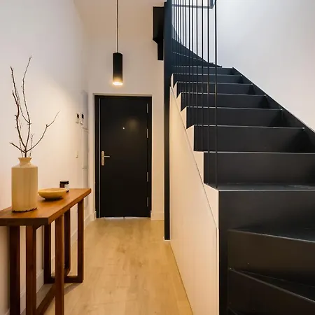 公寓 Stylish Designer Duplex-3beds 2baths-puerta Carmona Centro 塞维利亚