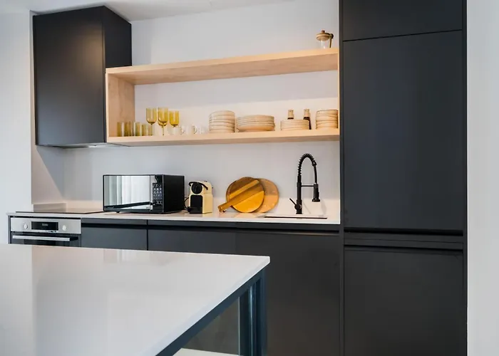 Stylish Duplex-3beds 2baths-puerta Carmona Centro