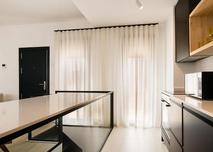 Stylish Duplex-3beds 2baths-puerta Carmona Centro *